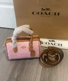 Picture of Coach Handbags _SKUfw230748748fw